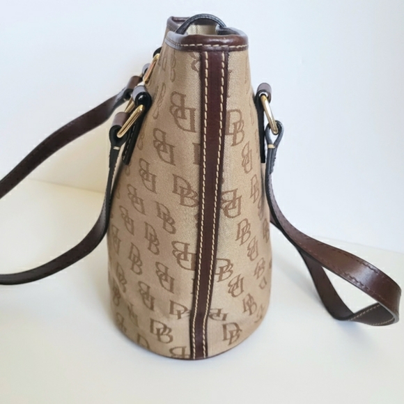 Dooney & Bourke Bucket Bag Monogram Vintage Classic Handbag Purse Signature Logo - Picture 9 of 17